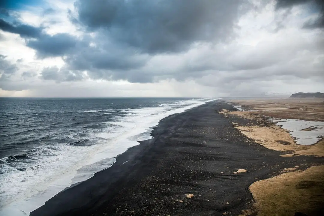 3 days in Iceland: Black sand beach